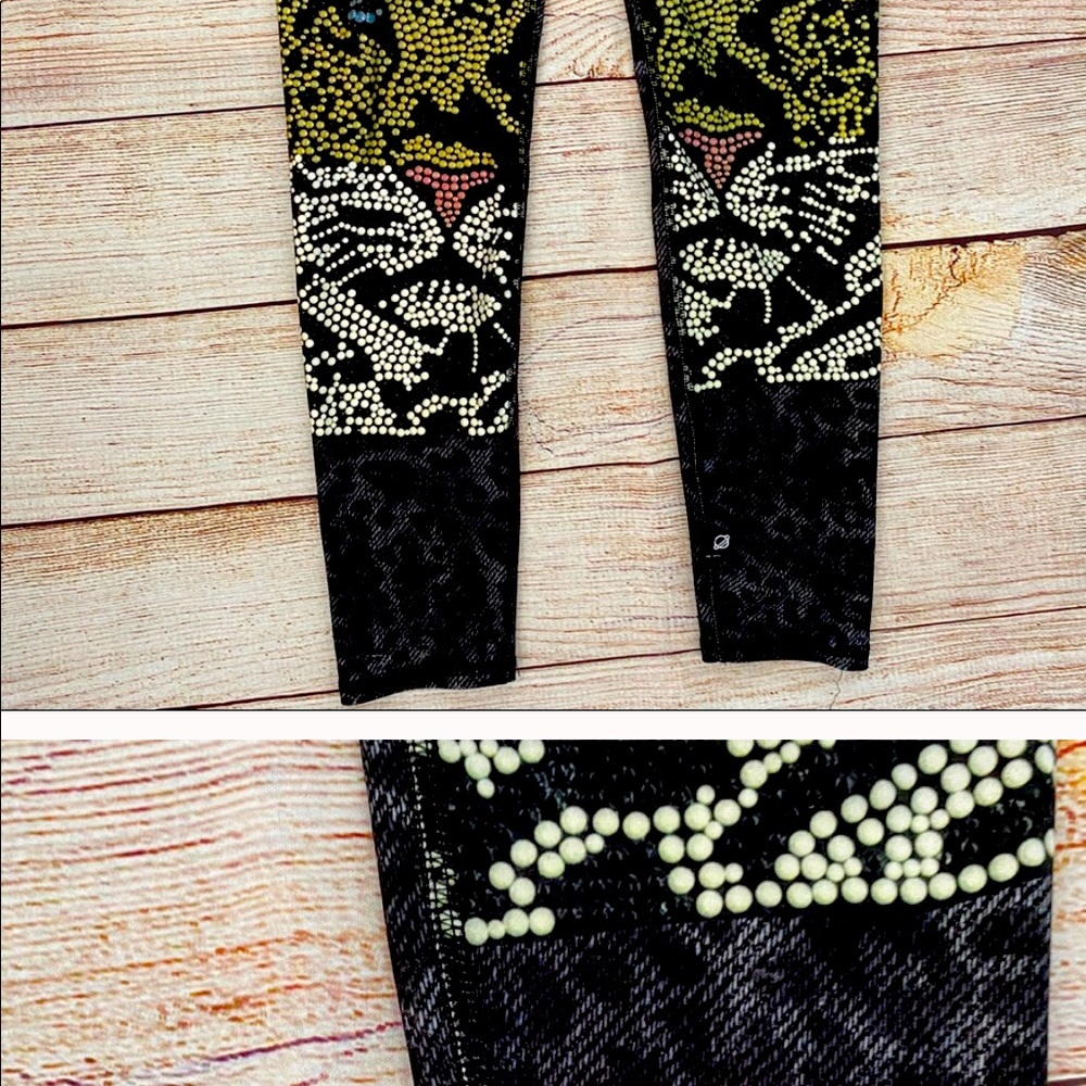 Terez Leopard Leggings in Excellent Condition.